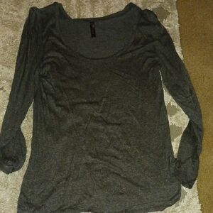 Women's Gray Long Sleeve Top